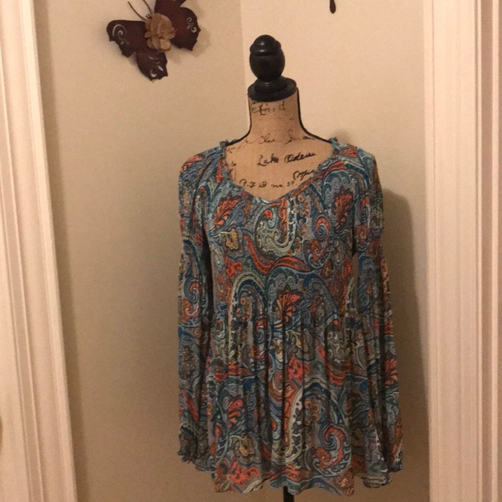 Beautiful Paisley Top